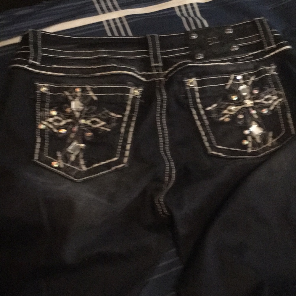 Miss me jeans love them! Just too small for me 💋